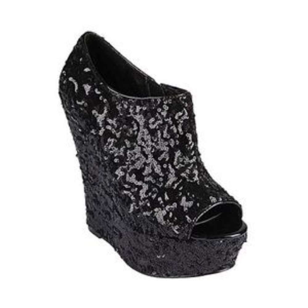Steve Madden wedges